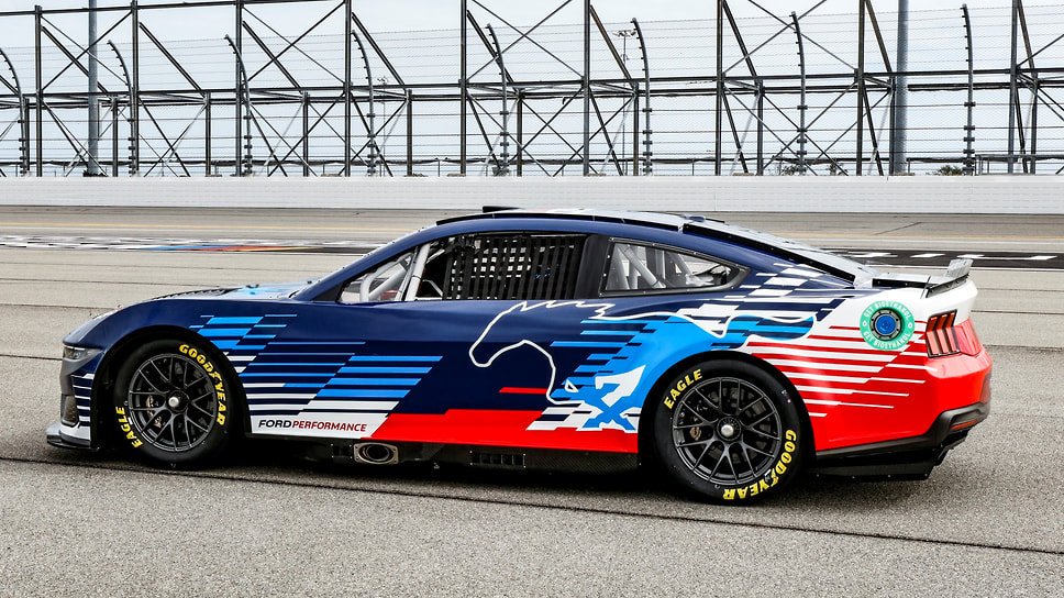 Ford Mustang Dark Horse NASCAR Cup Series