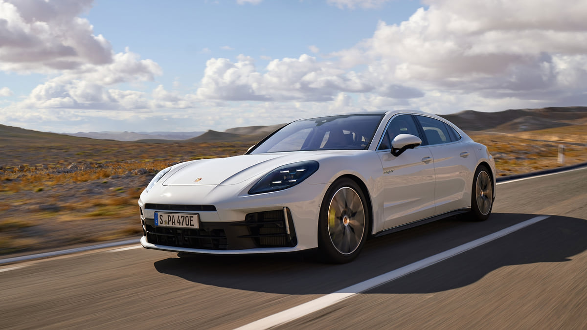 Новый Porsche Panamera получил гибридные версии – Автопилот