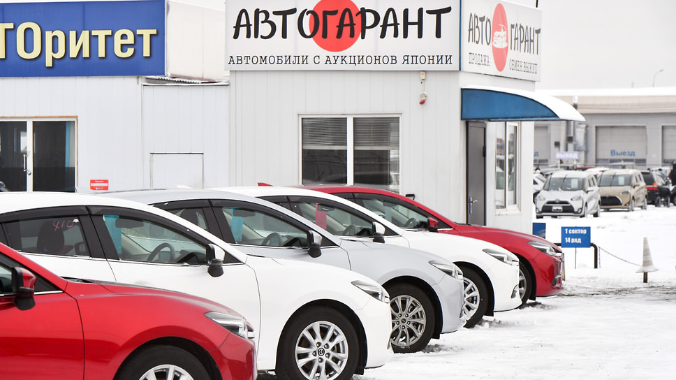 Подержанные праворульные автомобили Mazda Axela на авторынке Красноярска