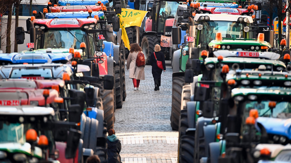 Акция фермеров против общей сельскохозяйственной политики Евросоюза в евроквартале Брюсселя